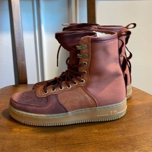 Nike Air Force 1 SF AF1 Shearling Lined size 7